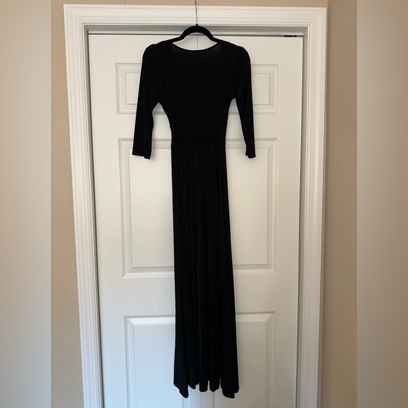 Black faux wrap maxi 3/4 sleeve dress - Picture 3 of 7